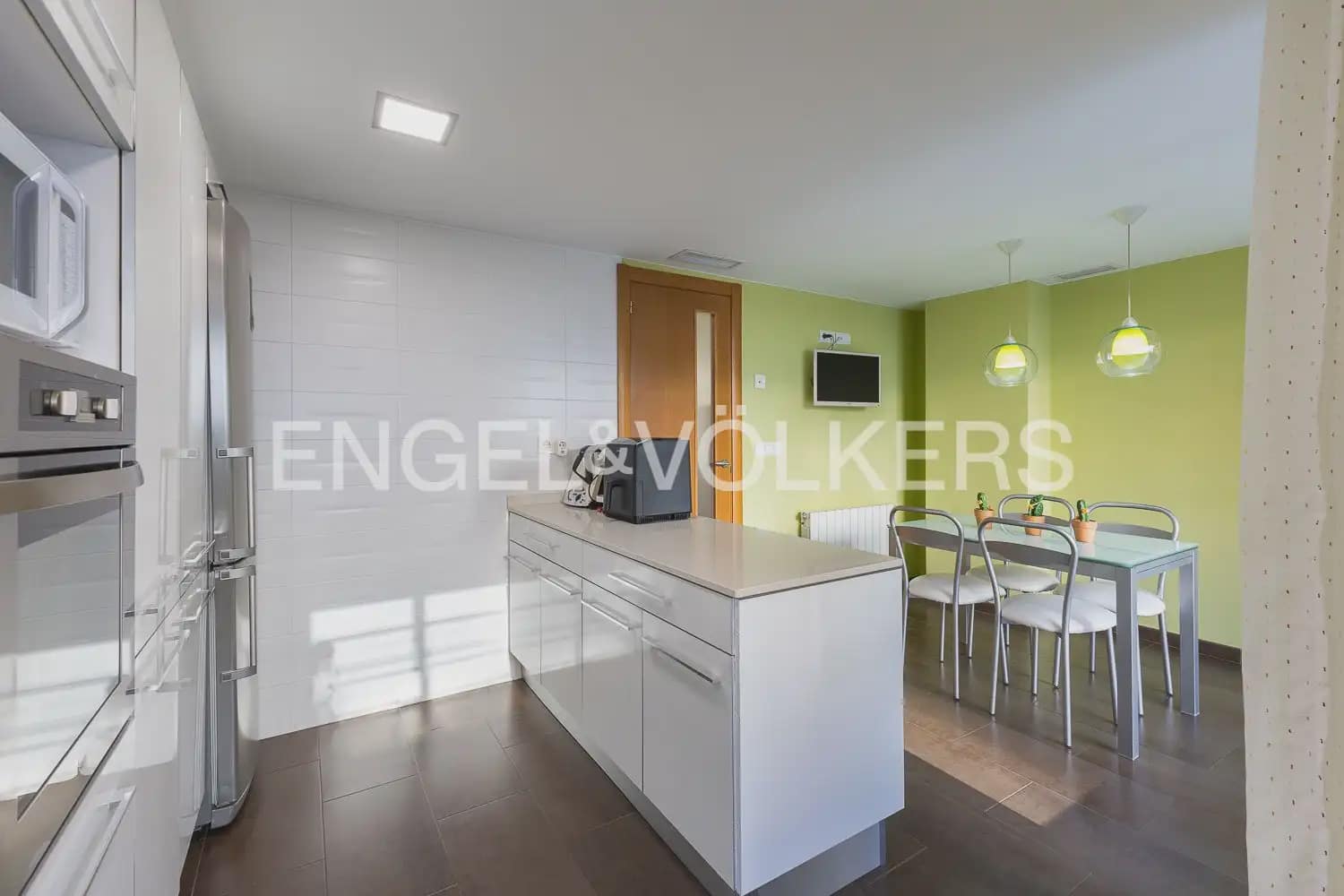 3 quarto Casa em Banda para venda em Valencia cidade com piscina garagem - 795 000 € (Ref: 9898226)