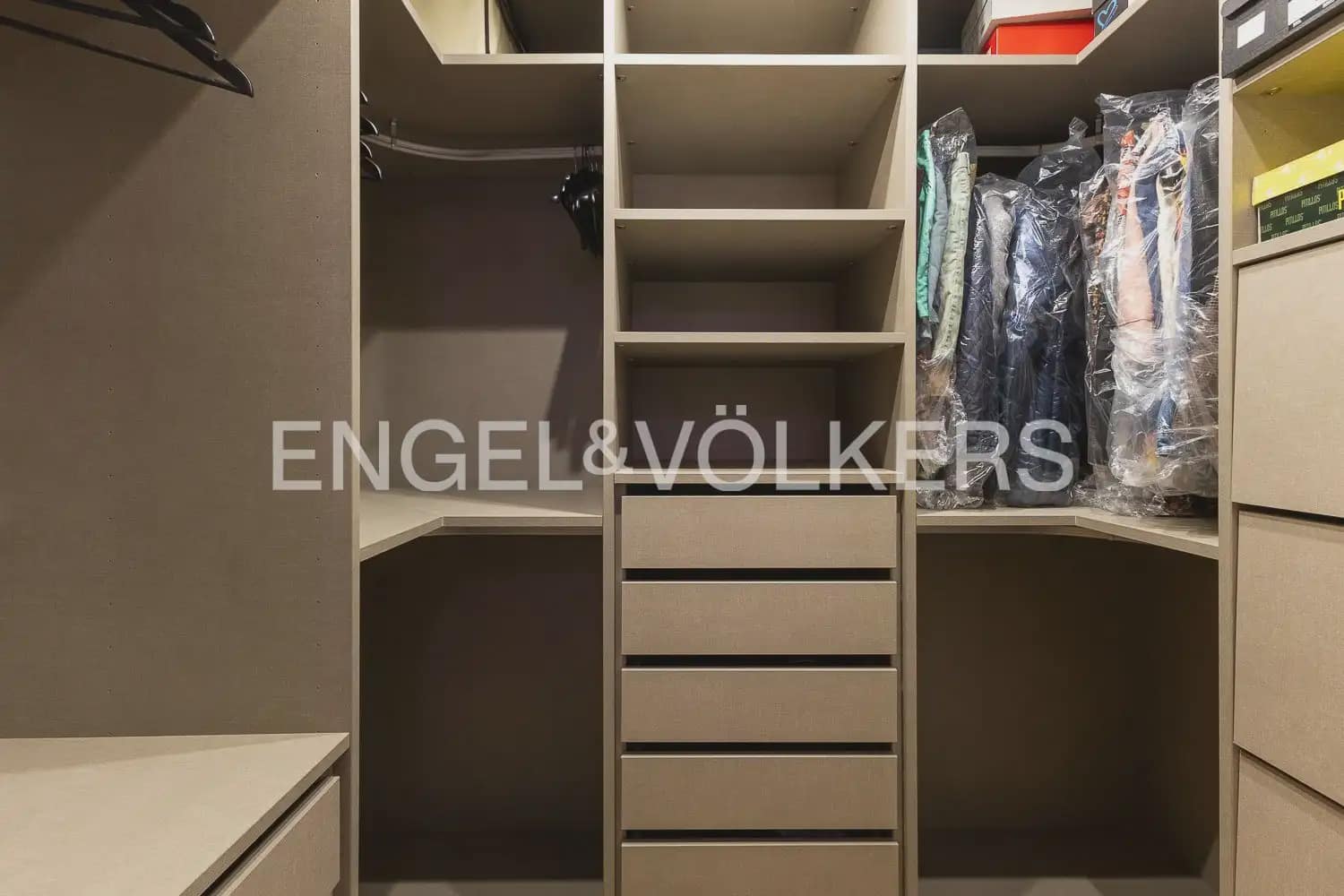3 quarto Casa em Banda para venda em Valencia cidade com piscina garagem - 795 000 € (Ref: 9898226)