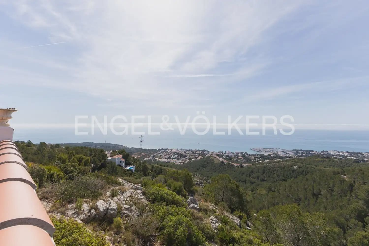 5 bedroom Villa for sale in Alcala de Xivert with pool garage - € 775,000 (Ref: 9898227)