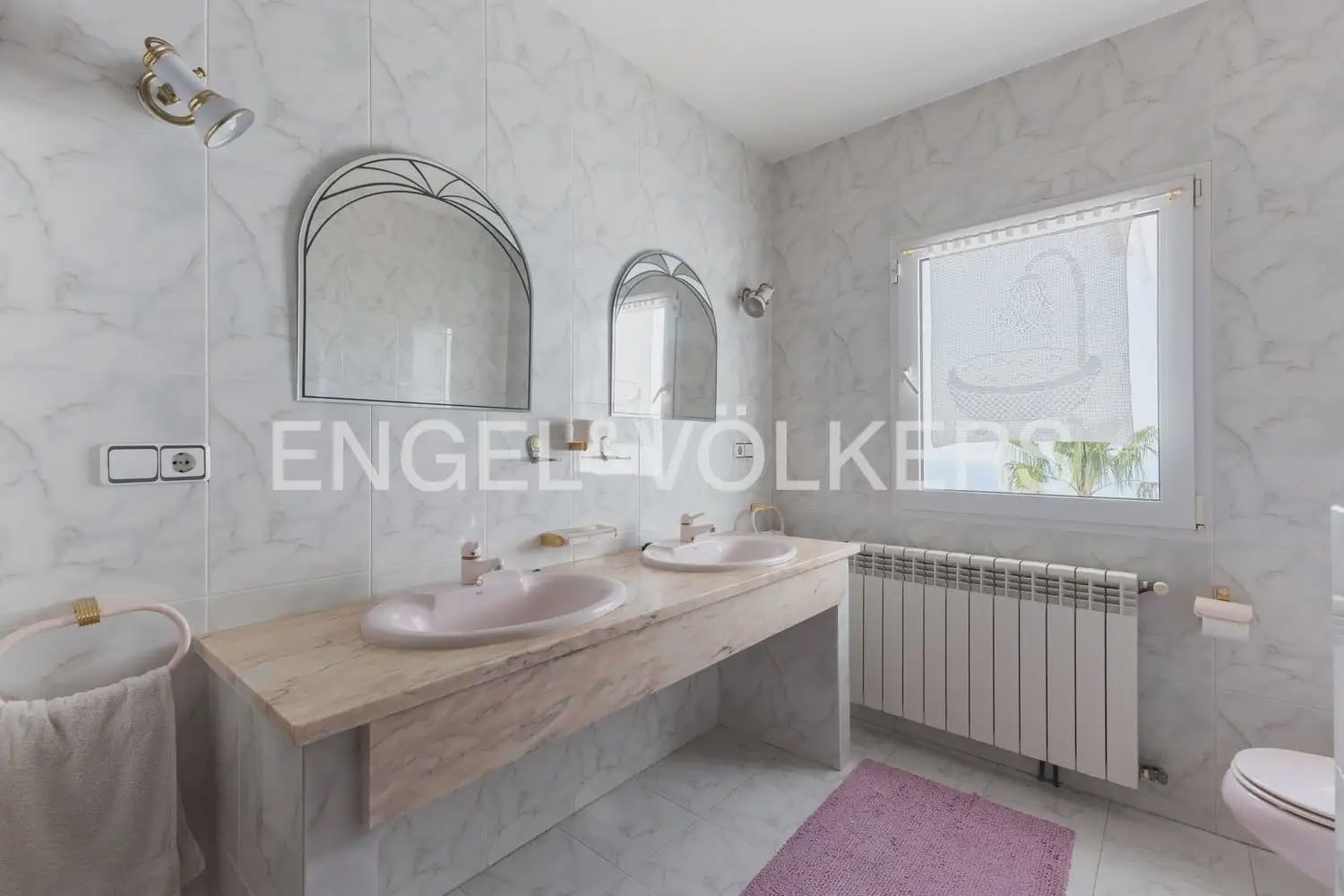 5 bedroom Villa for sale in Alcala de Xivert with pool garage - € 775,000 (Ref: 9898227)