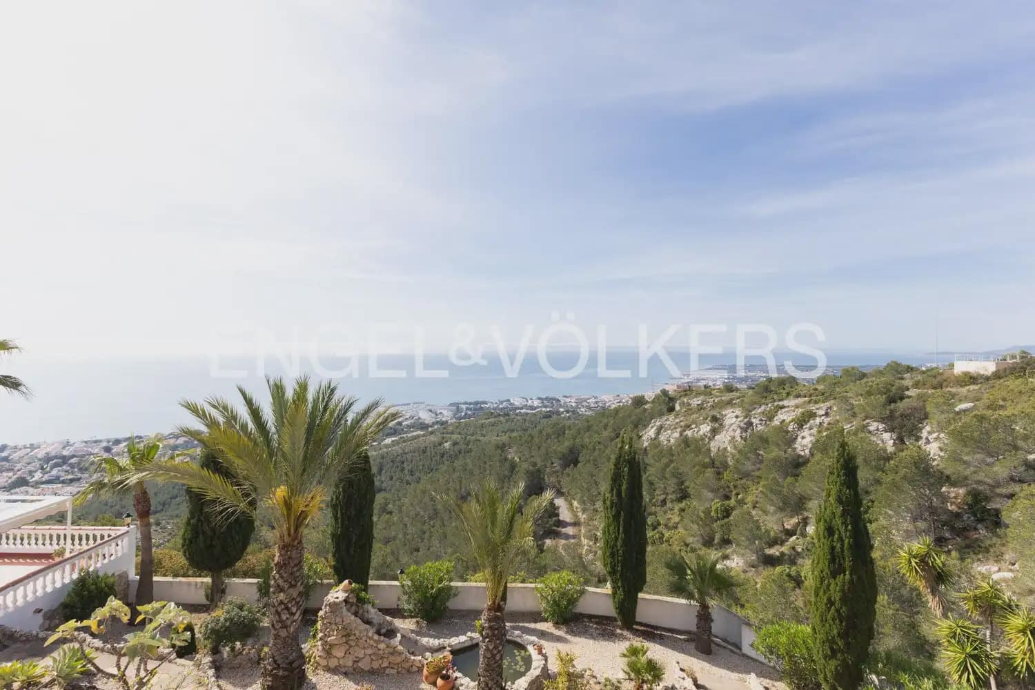 5 bedroom Villa for sale in Alcala de Xivert with pool garage - € 775,000 (Ref: 9898227)