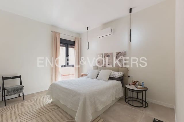Apartamento de 2 habitaciones en Aiora, València ciudad en venta - 385.000 € (Ref: 9898228)