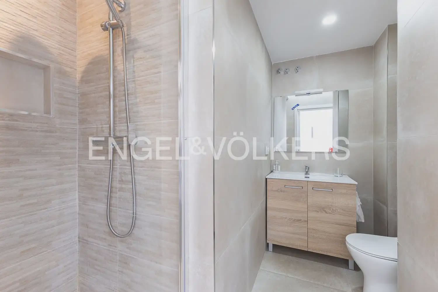 2 makuuhuone Huoneisto myytävänä paikassa Valencia kaupunki - 385 000 € (Ref: 9898228)