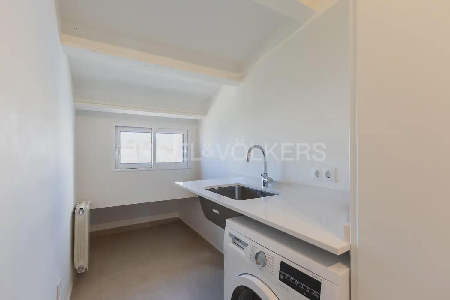4 quarto Moradia em Banda para arrendar em Valencia cidade com piscina - 1 700 € (Ref: 9898229)
