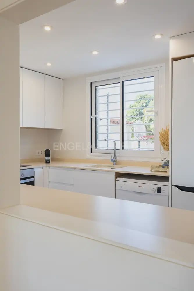 4 quarto Moradia em Banda para arrendar em Valencia cidade com piscina - 1 700 € (Ref: 9898229)