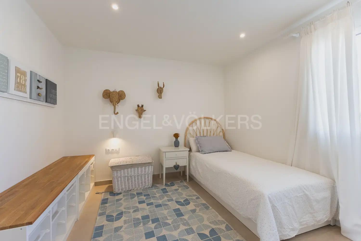 4 quarto Moradia em Banda para arrendar em Valencia cidade com piscina - 1 700 € (Ref: 9898229)