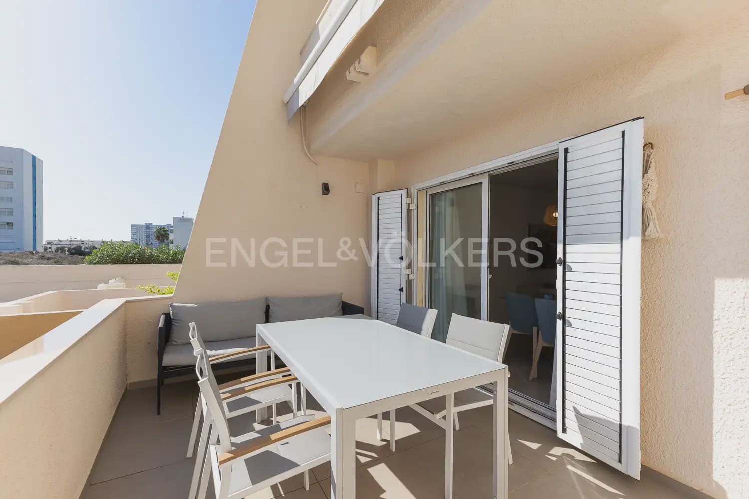 4 quarto Moradia em Banda para arrendar em Valencia cidade com piscina - 1 700 € (Ref: 9898229)