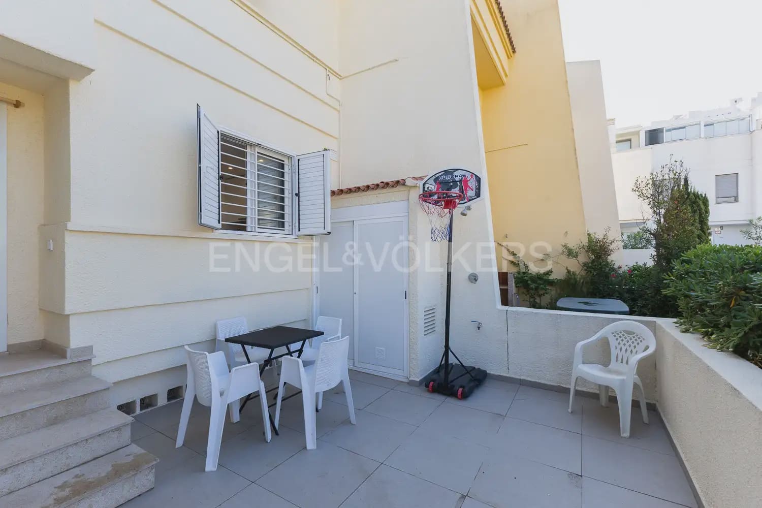 4 quarto Moradia em Banda para arrendar em Valencia cidade com piscina - 1 700 € (Ref: 9898229)