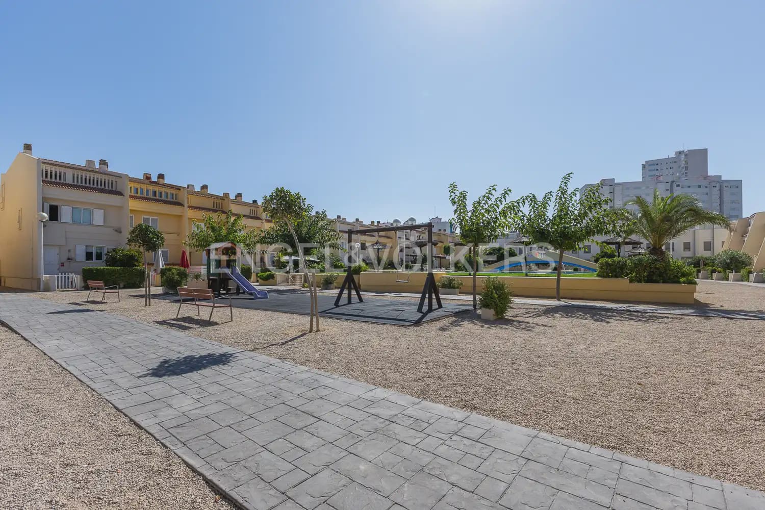 4 quarto Moradia em Banda para arrendar em Valencia cidade com piscina - 1 700 € (Ref: 9898229)