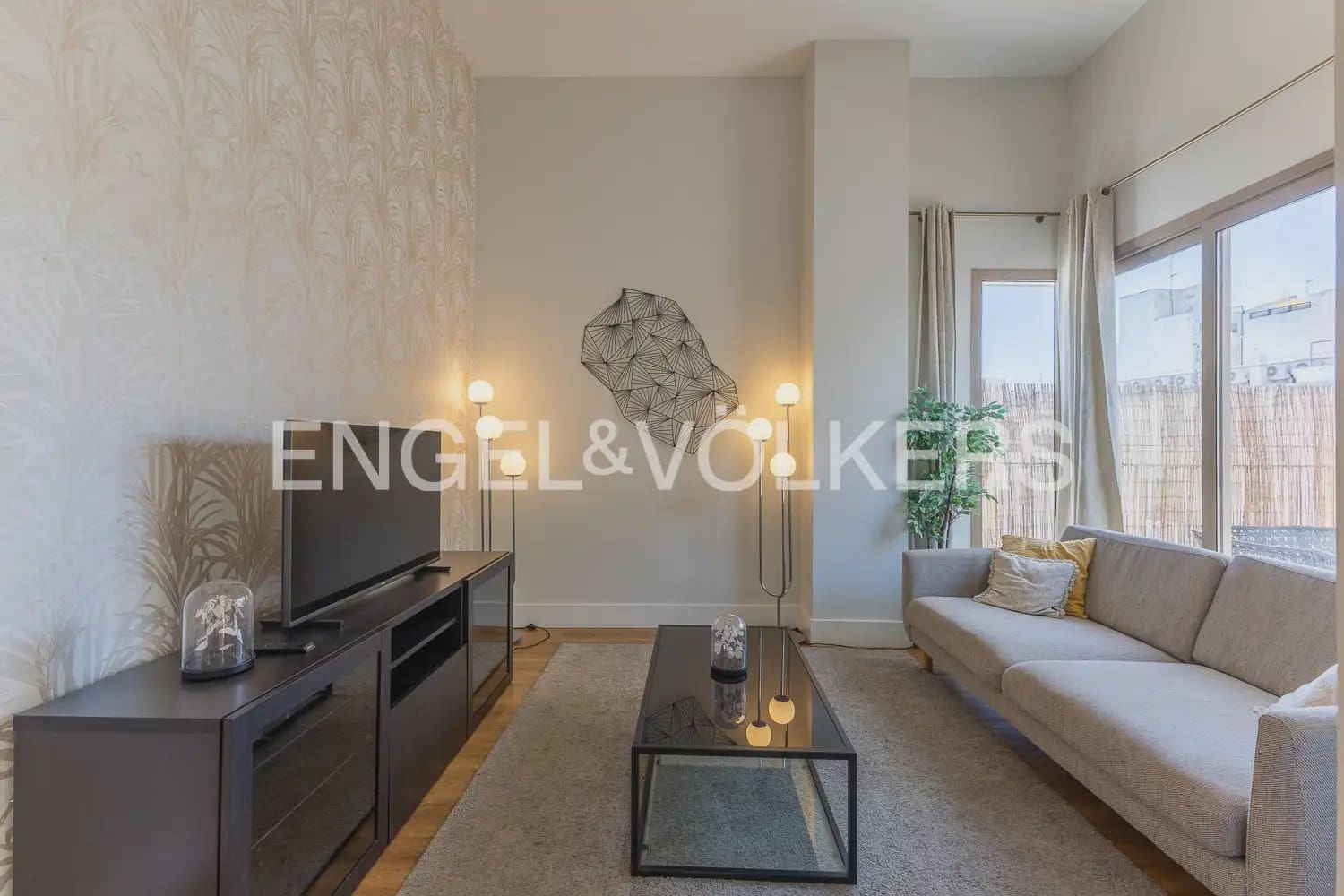 1 bedroom Penthouse for sale in Valencia city with pool - € 595,000 (Ref: 9898230)