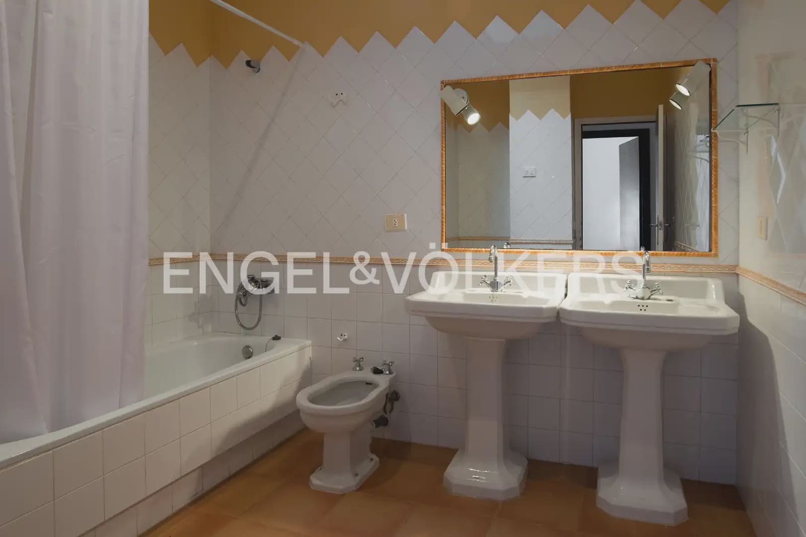 13 sovrum Villa till salu i Benicassim - 4 000 000 € (Ref: 9898231)