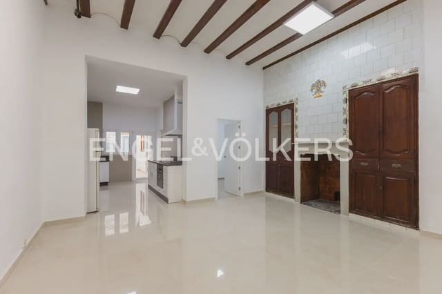 5 bedroom Townhouse for sale in Algemesí - € 190,000 (Ref: 9898232)