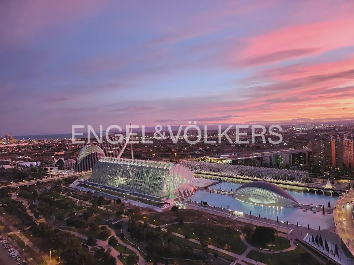 2 quarto Penthouse para venda em Valencia cidade com garagem - 600 000 € (Ref: 9898233)