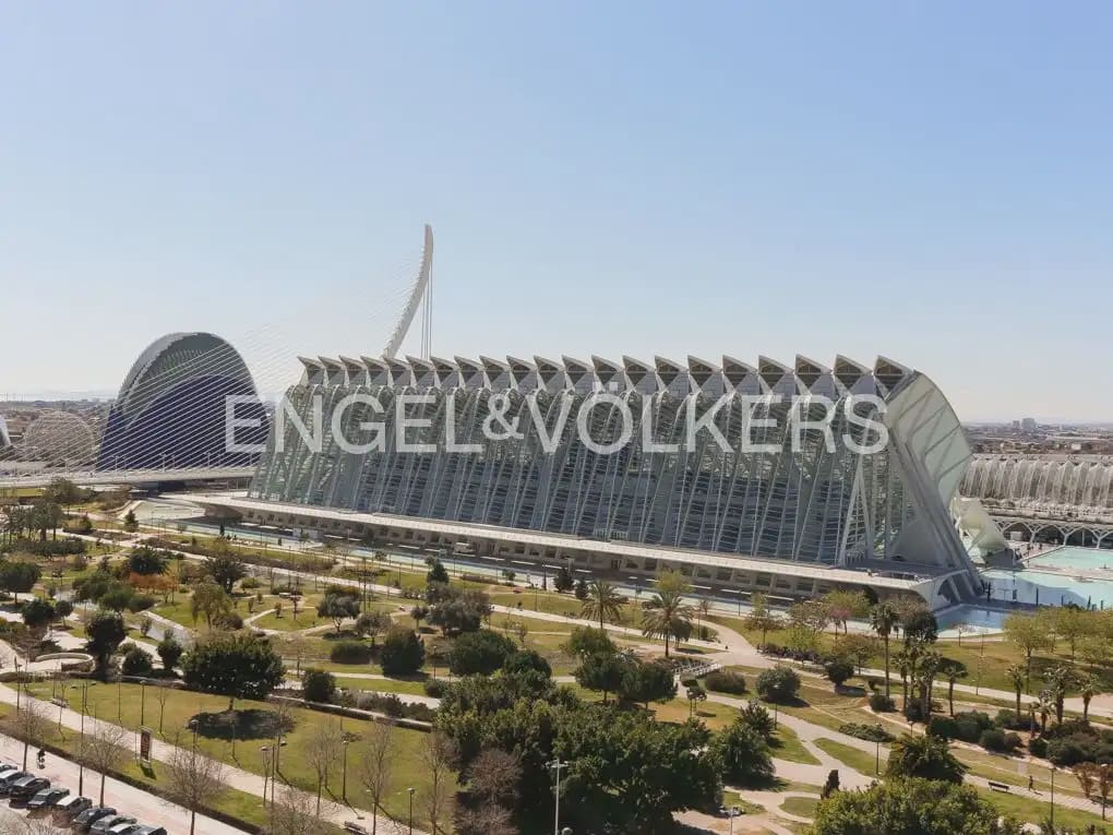 2 quarto Penthouse para venda em Valencia cidade com garagem - 600 000 € (Ref: 9898233)