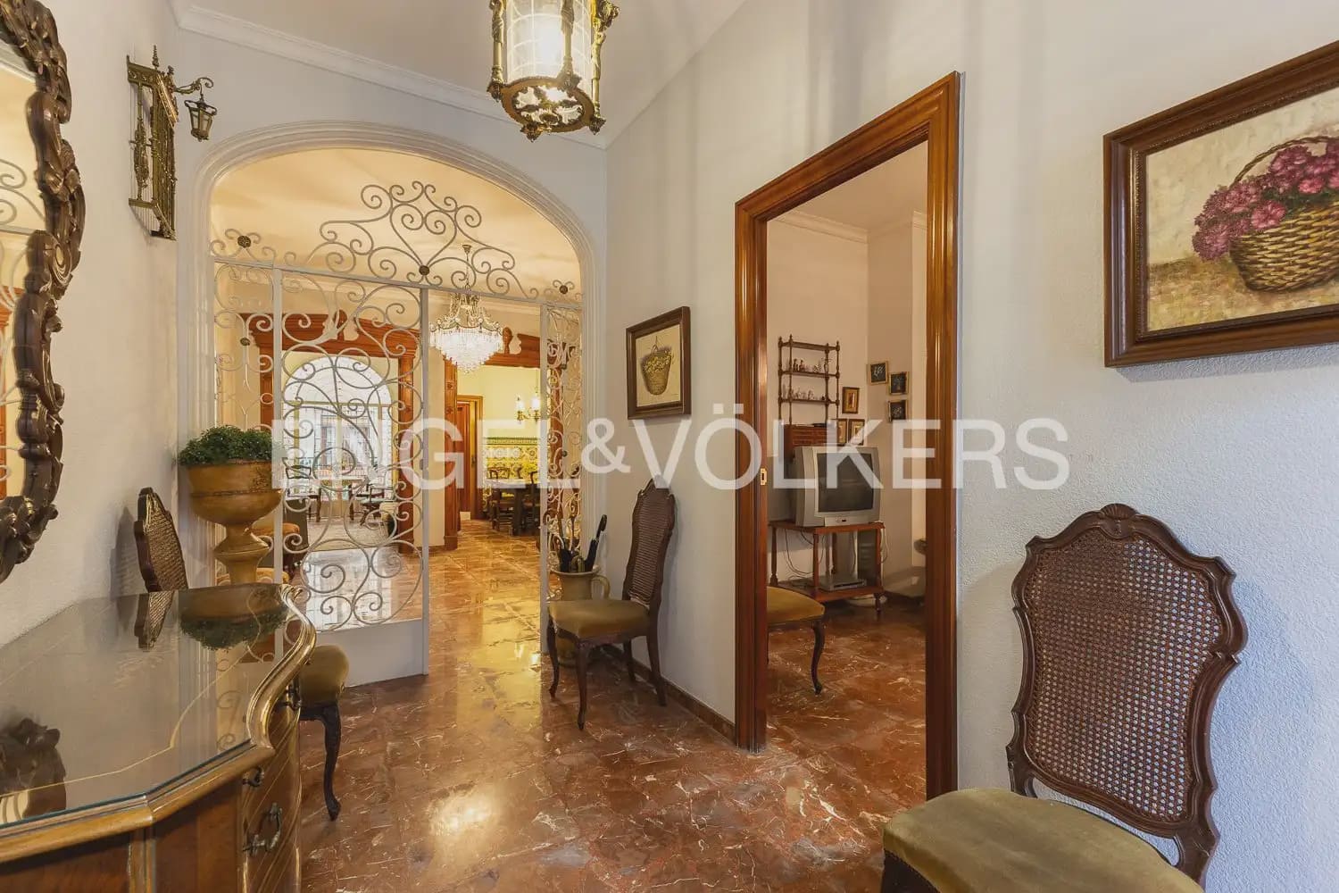 4 bedroom Townhouse for sale in Guadassuar with garage - € 315,000 (Ref: 9898238)