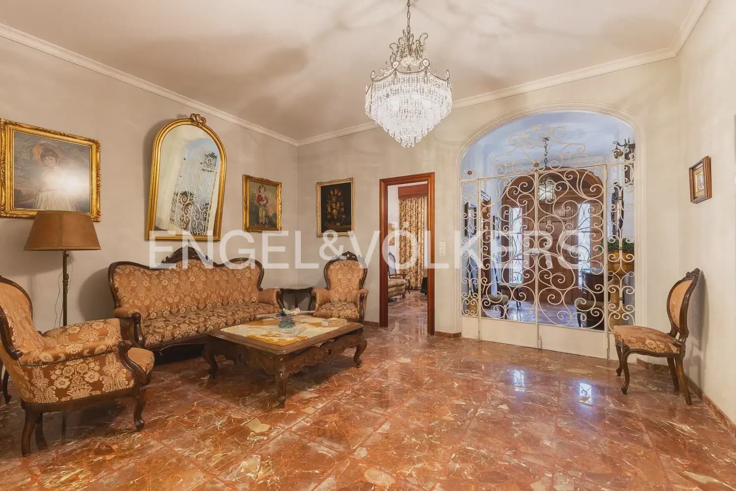 4 bedroom Townhouse for sale in Guadassuar with garage - € 315,000 (Ref: 9898238)