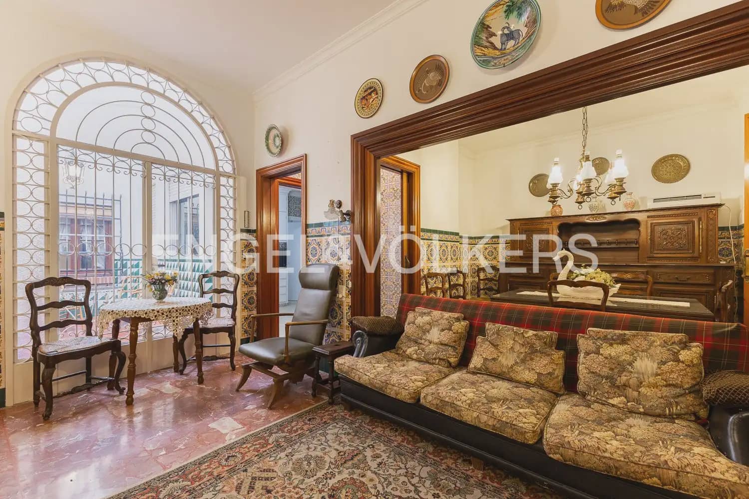 4 bedroom Townhouse for sale in Guadassuar with garage - € 315,000 (Ref: 9898238)