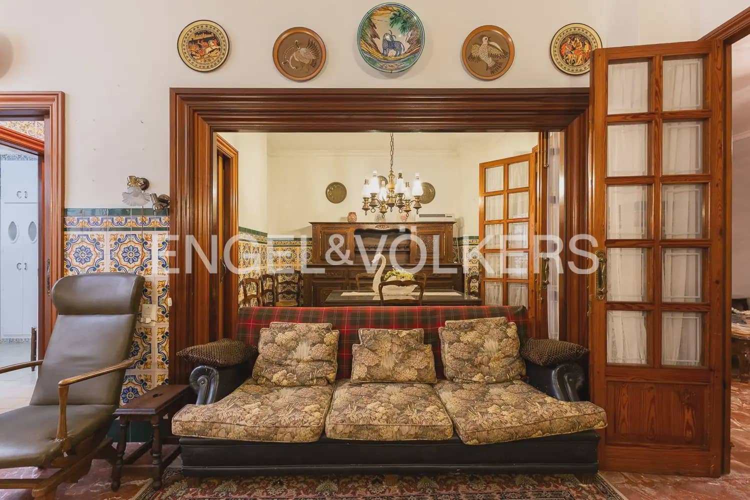4 bedroom Townhouse for sale in Guadassuar with garage - € 315,000 (Ref: 9898238)