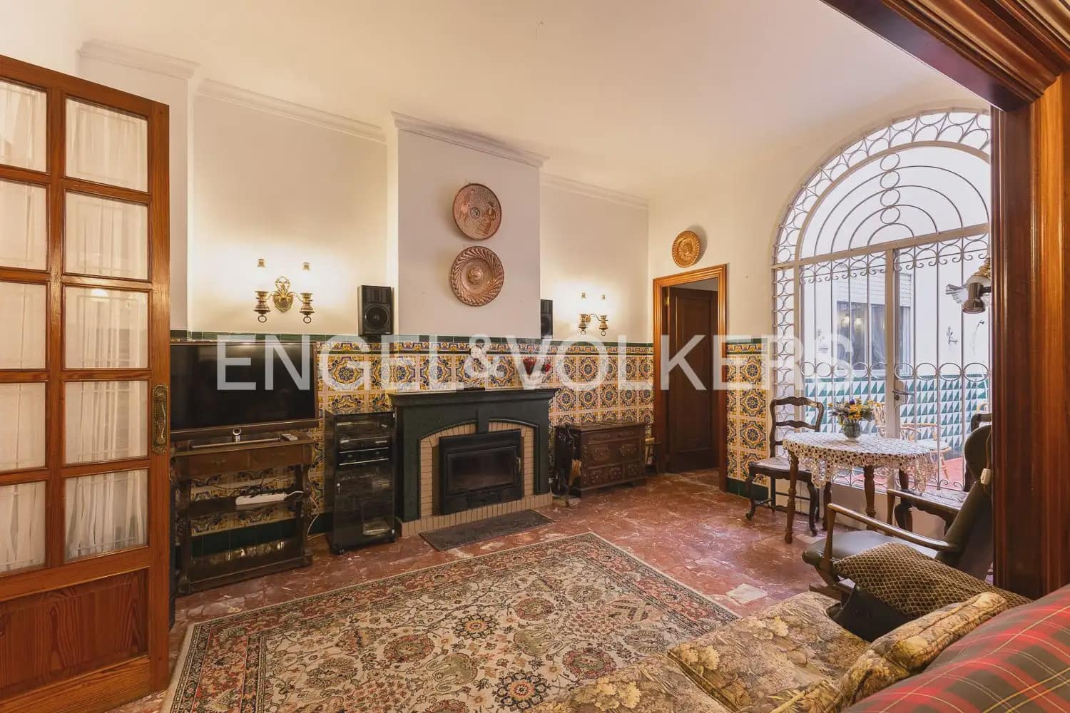 4 bedroom Townhouse for sale in Guadassuar with garage - € 315,000 (Ref: 9898238)
