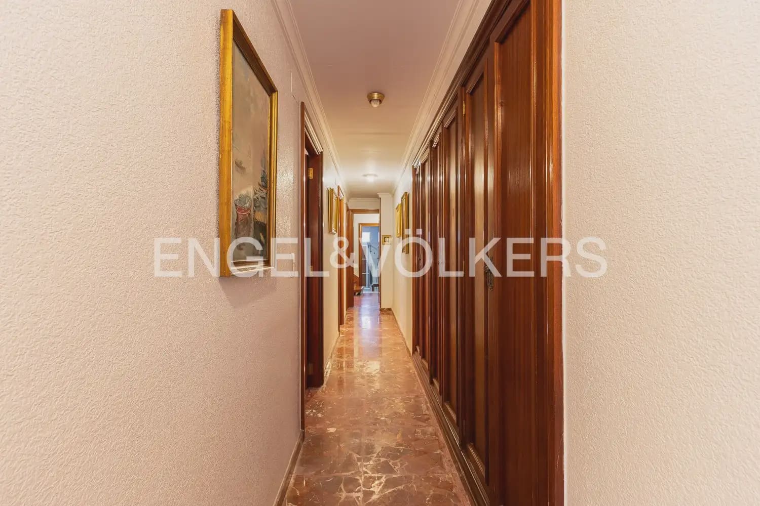 4 bedroom Townhouse for sale in Guadassuar with garage - € 315,000 (Ref: 9898238)