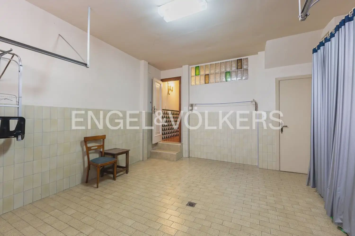 4 bedroom Townhouse for sale in Guadassuar with garage - € 315,000 (Ref: 9898238)