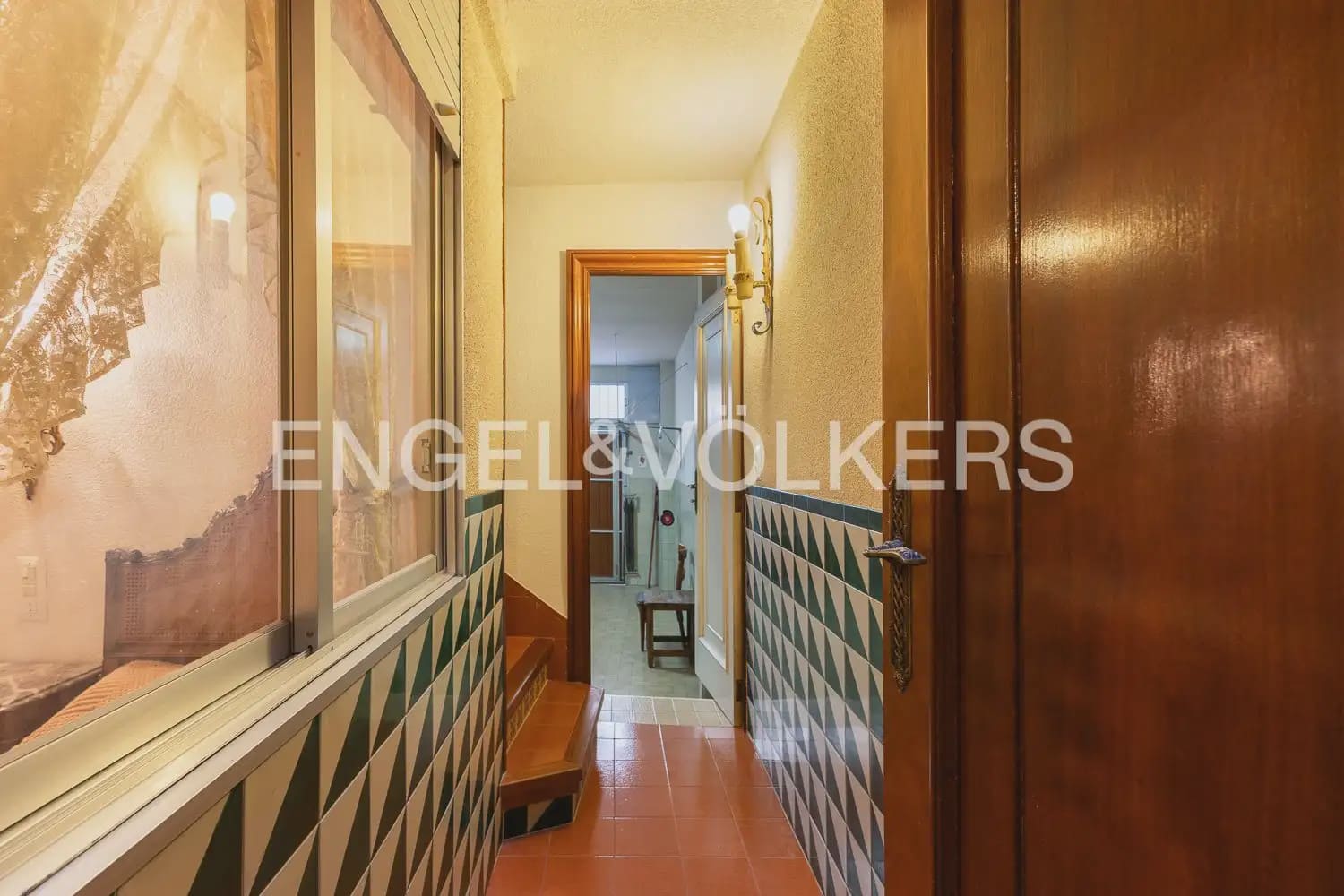 4 bedroom Townhouse for sale in Guadassuar with garage - € 315,000 (Ref: 9898238)