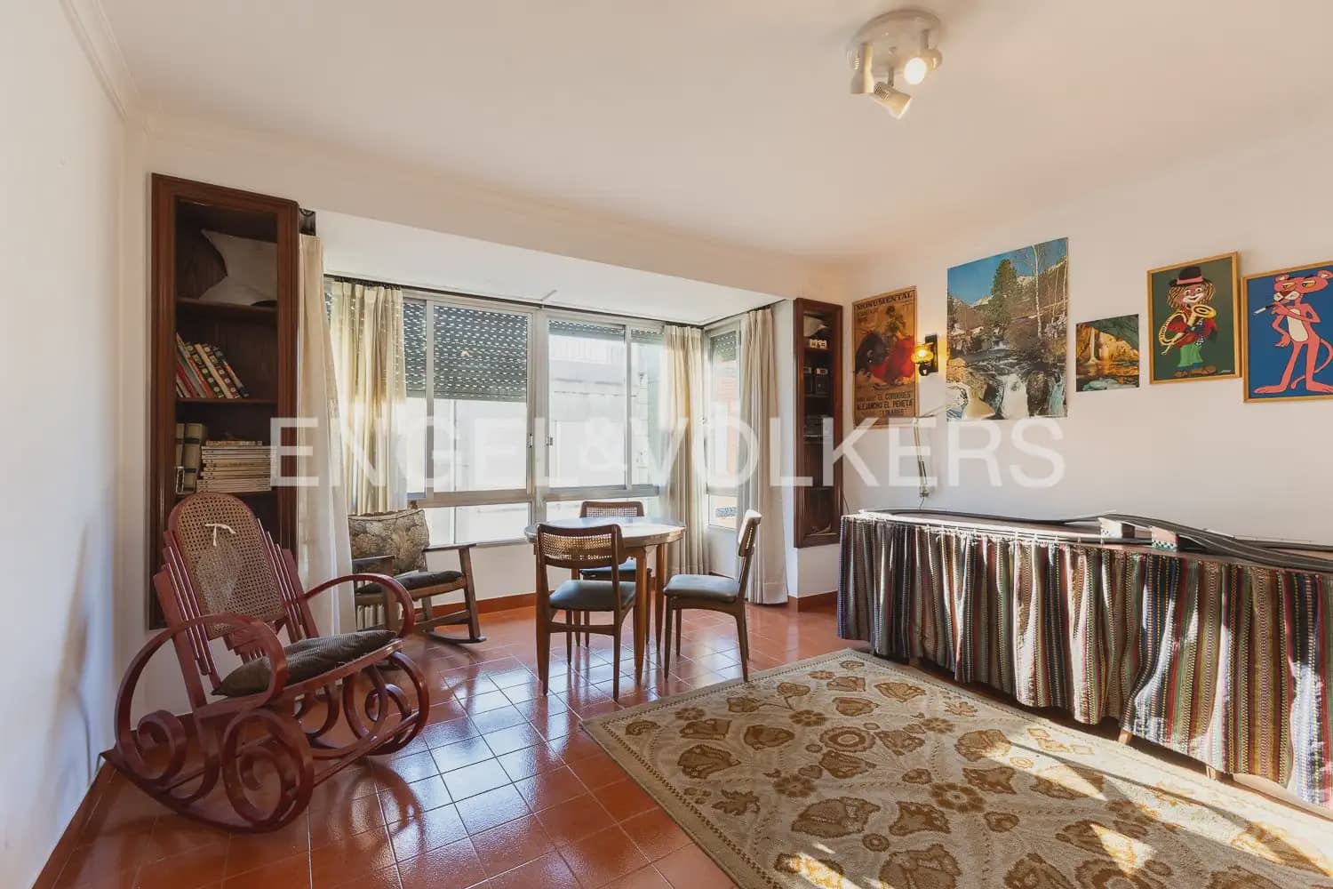 4 bedroom Townhouse for sale in Guadassuar with garage - € 315,000 (Ref: 9898238)