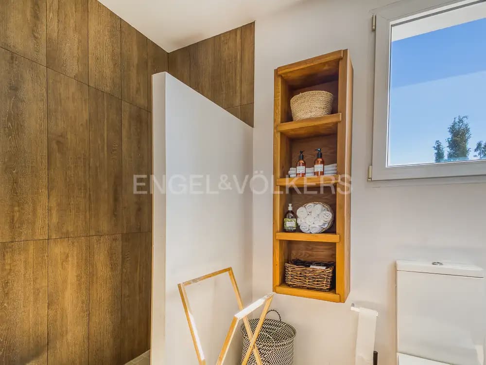 Villa/Maison de 4 chambres à louer à Denia avec piscine garage - 5 500 € (Ref: 9898239)