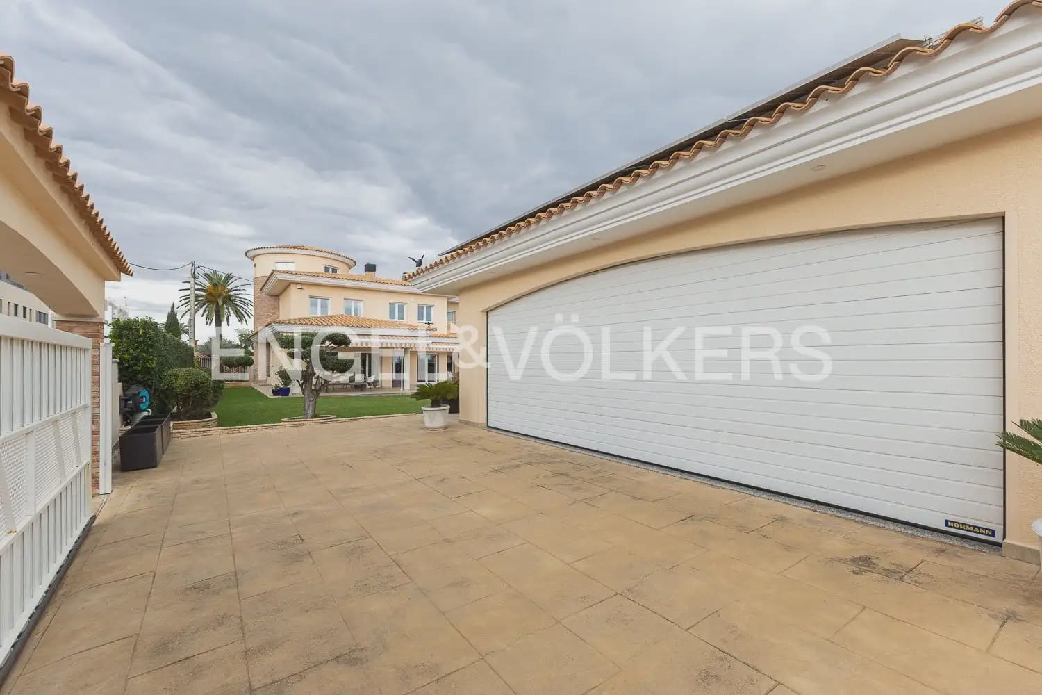 4 quarto Moradia para venda em Vinaros com piscina garagem - 1 195 000 € (Ref: 9898240)