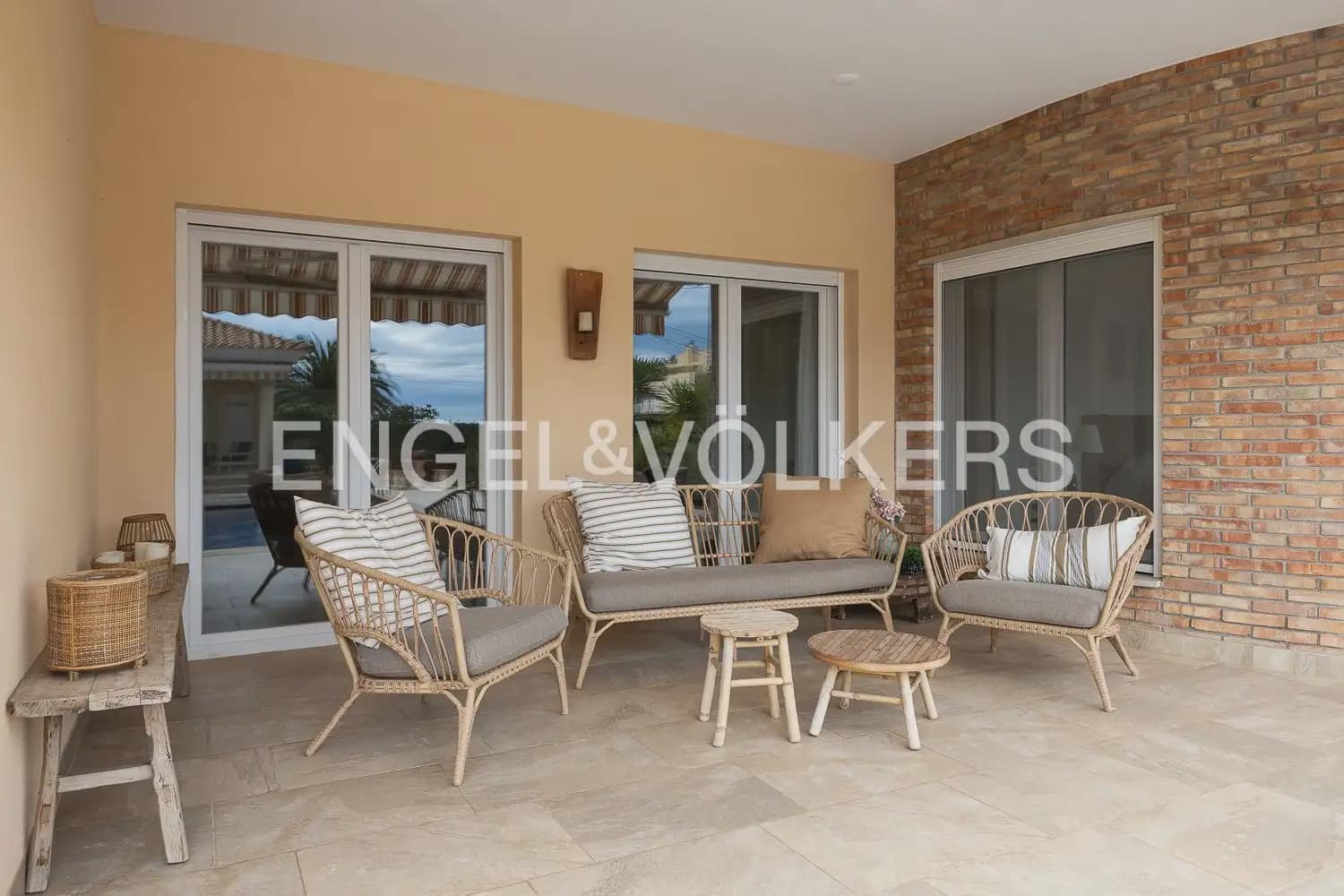 4 quarto Moradia para venda em Vinaros com piscina garagem - 1 195 000 € (Ref: 9898240)