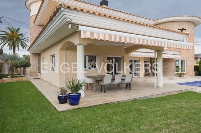 4 quarto Moradia para venda em Vinaròs com piscina garagem - 1 195 000 € (Ref: 9898240)