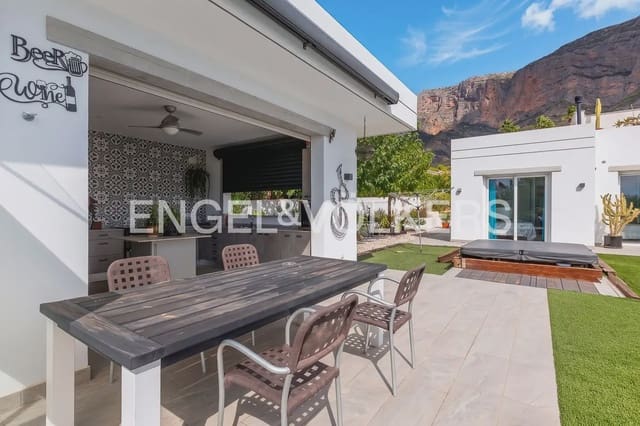 Chalet de 5 habitaciones en Montgó - Ermita, Javea / Xàbia en venta - 1.440.000 € (Ref: 9898241)