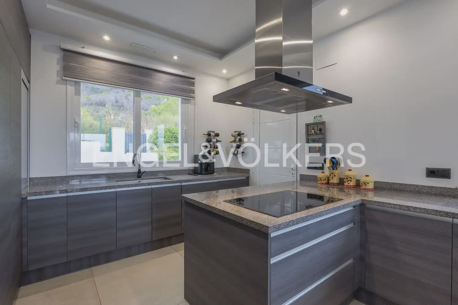 Chalet de 5 habitaciones en Javea / Xàbia en venta - 1.440.000 € (Ref: 9898241)