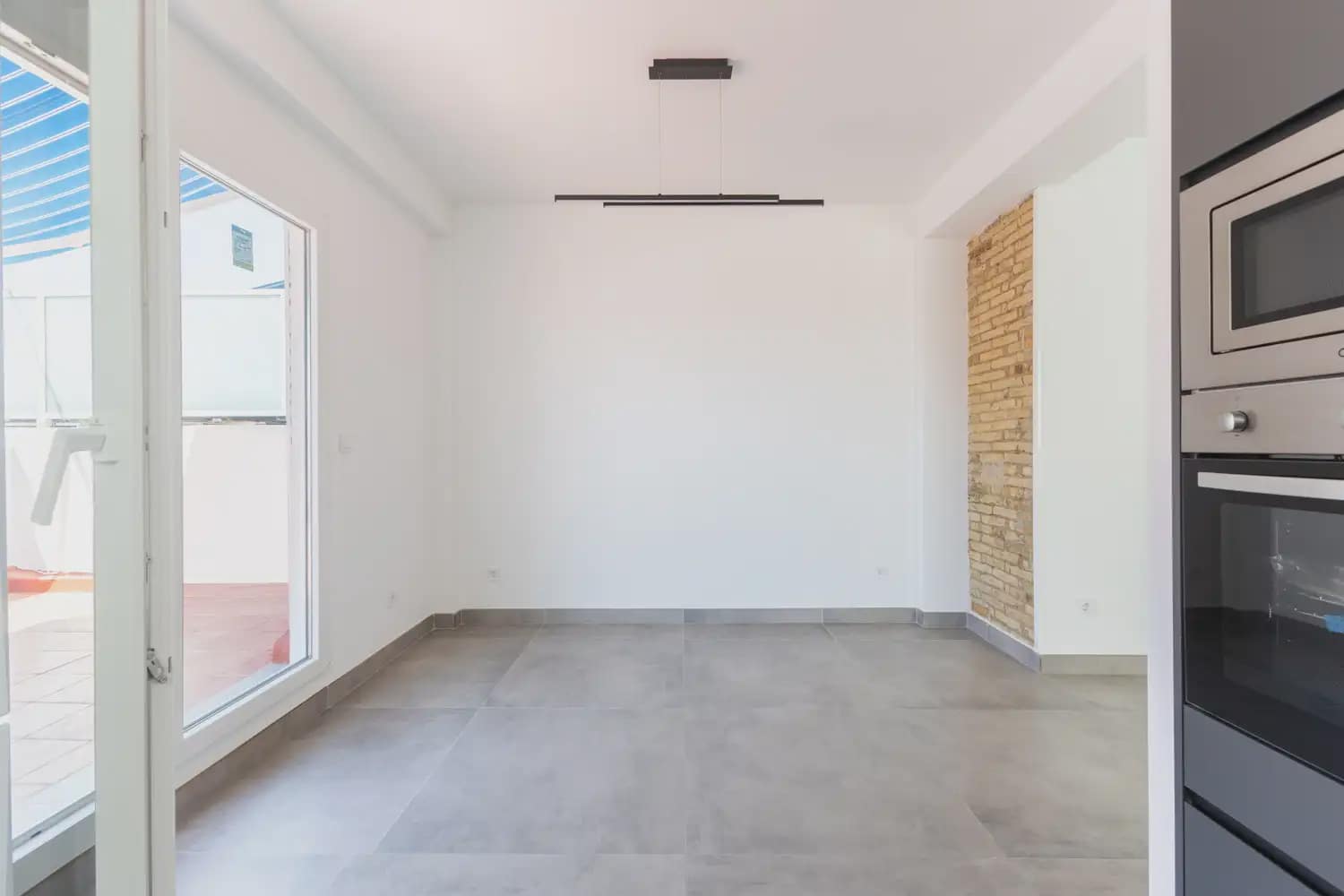2 makuuhuone Kattohuoneisto vuokrattavana paikassa Valencia kaupunki - 1 800 € (Ref: 9898242)