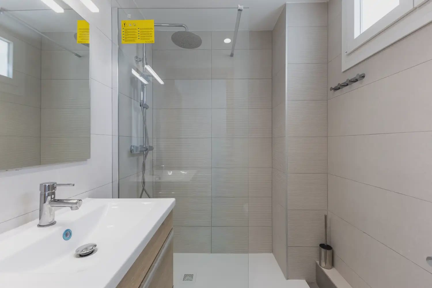 2 makuuhuone Kattohuoneisto vuokrattavana paikassa Valencia kaupunki - 1 800 € (Ref: 9898242)