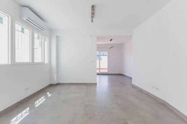 2 makuuhuone Kattohuoneisto vuokrattavana paikassa Mestalla, Valencia kaupunki - 1 800 € (Ref: 9898242)
