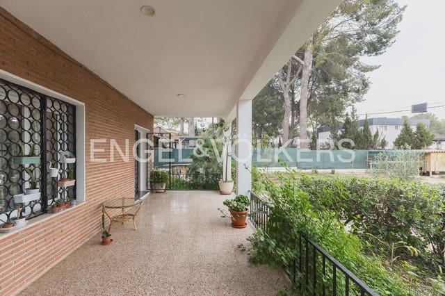4 bedroom Villa for sale in La Cañada, Paterna with pool garage - € 650,000 (Ref: 9898243)