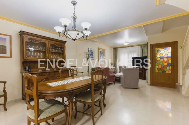 3 slaapkamer Rijtjeshuis te huur in Benimaclet, Valencia stad met garage - € 2.000 (Ref: 9898245)