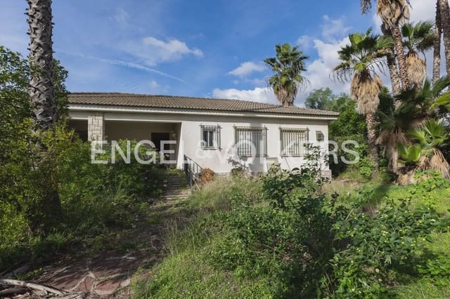 6 bedroom Villa for sale in La Cañada, Paterna with pool garage - € 810,000 (Ref: 9898246)