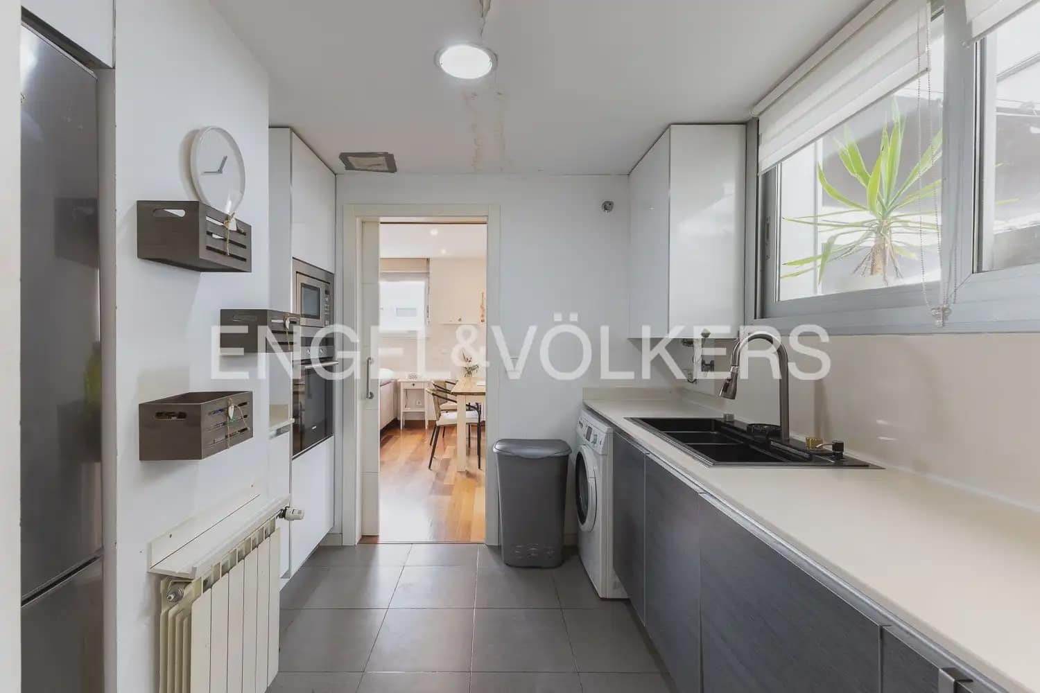 Ático de 3 habitaciones en València ciudad en venta con piscina garaje - 730.000 € (Ref: 9898247)