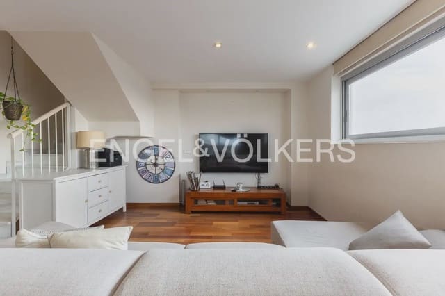 Ático de 3 habitaciones en Ciutat de les Arts i de les Ciencies, València ciudad en venta con piscina garaje - 730.000 € (Ref: 9898247)