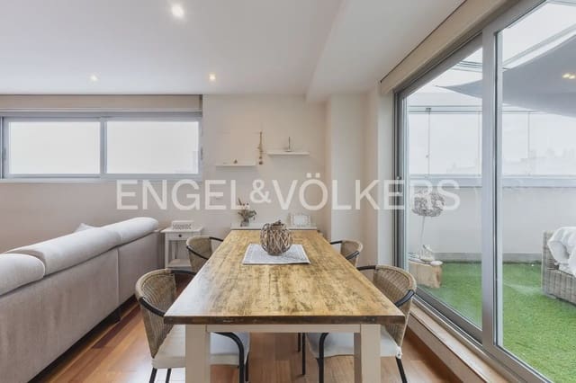Ático de 3 habitaciones en Ciutat de les Arts i de les Ciencies, València ciudad en venta con piscina garaje - 730.000 € (Ref: 9898247)