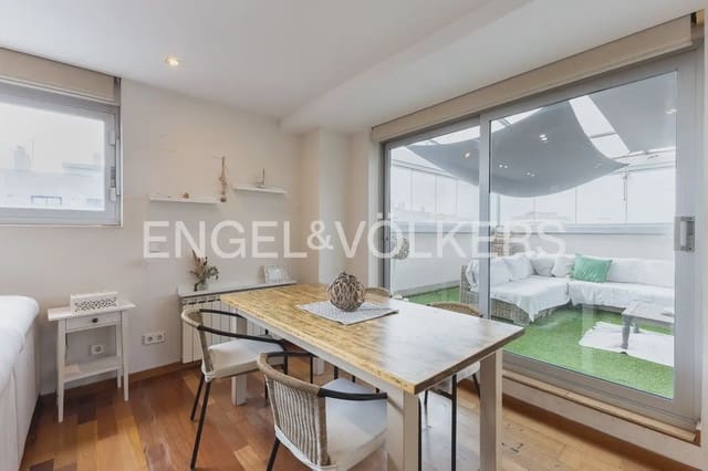 Ático de 3 habitaciones en Ciutat de les Arts i de les Ciencies, València ciudad en venta con piscina garaje - 730.000 € (Ref: 9898247)