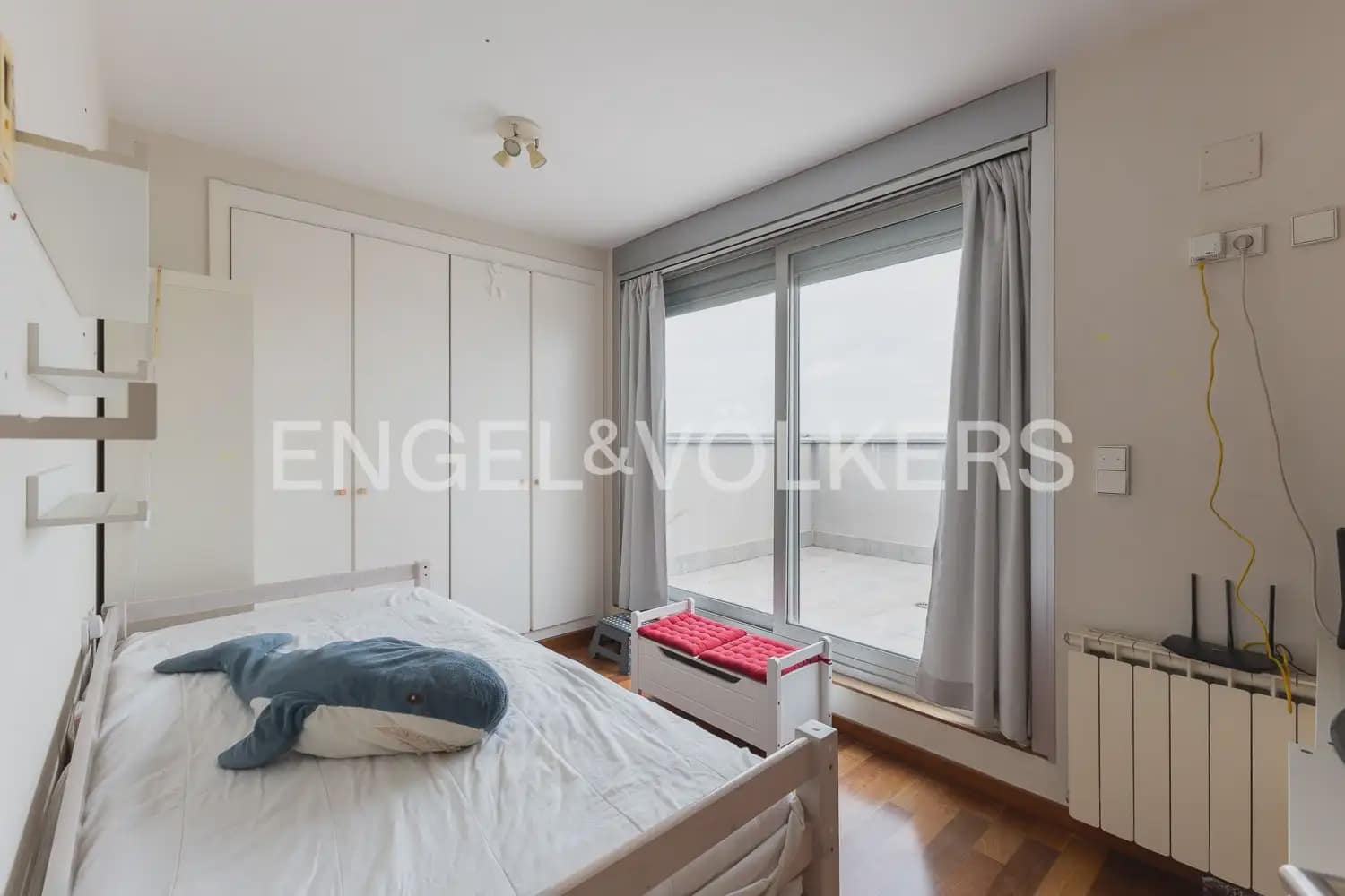 Ático de 3 habitaciones en València ciudad en venta con piscina garaje - 730.000 € (Ref: 9898247)