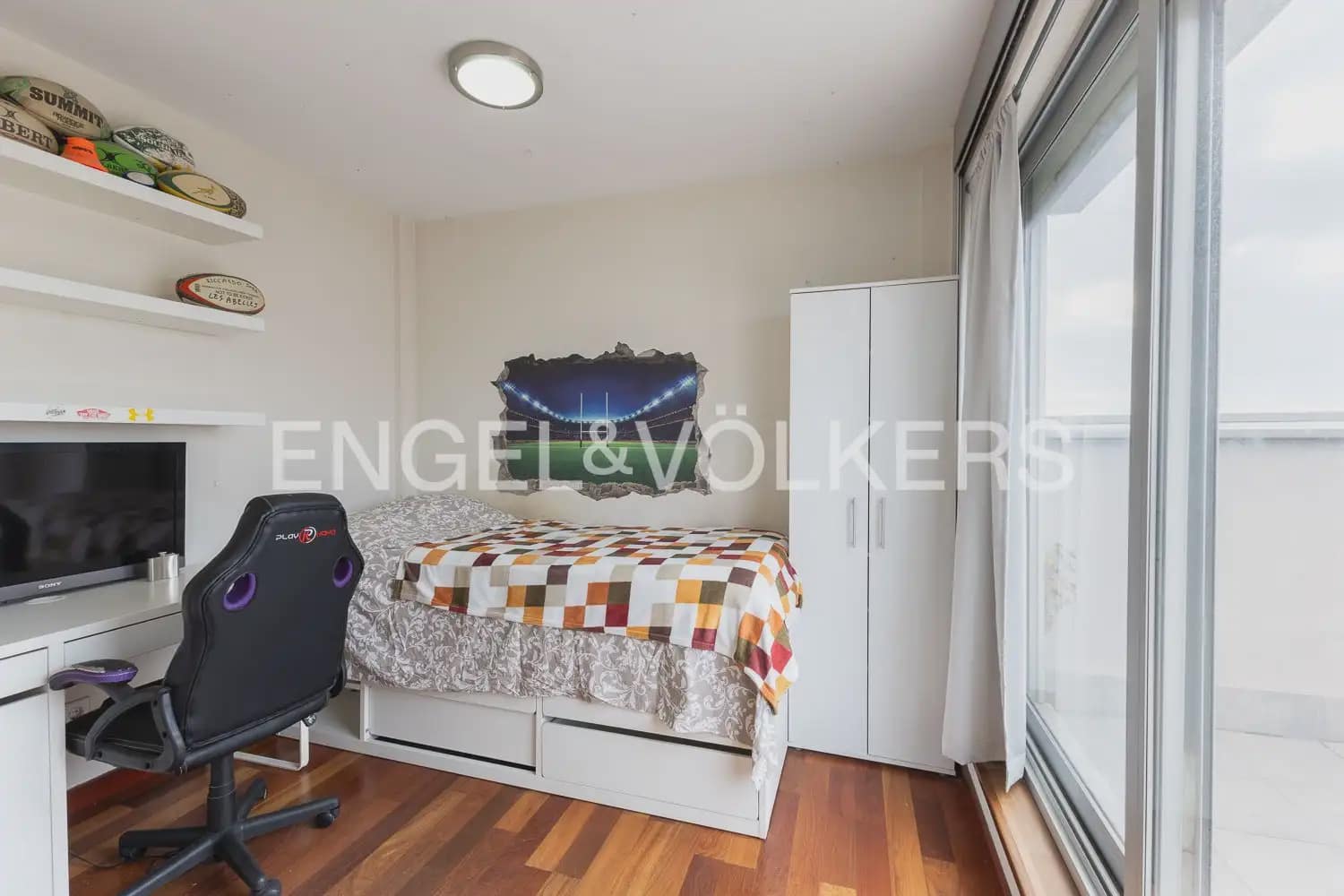 Ático de 3 habitaciones en València ciudad en venta con piscina garaje - 730.000 € (Ref: 9898247)