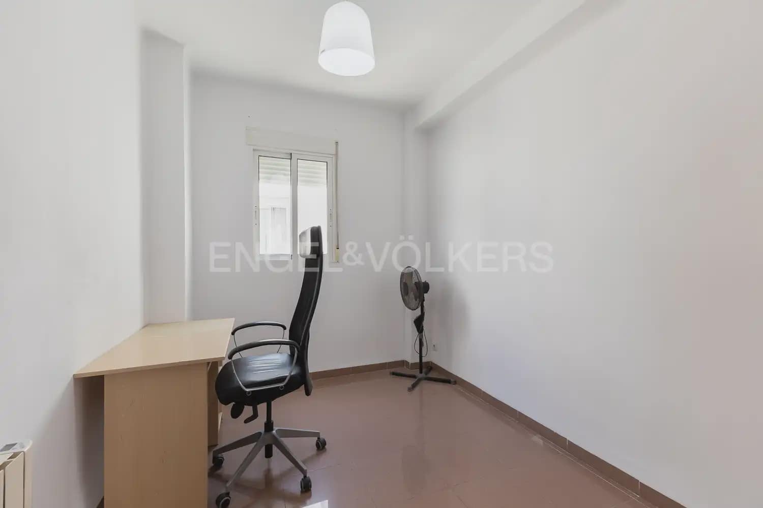 Apartamento de 4 habitaciones en València ciudad en alquiler - 2.000 € (Ref: 9898248)