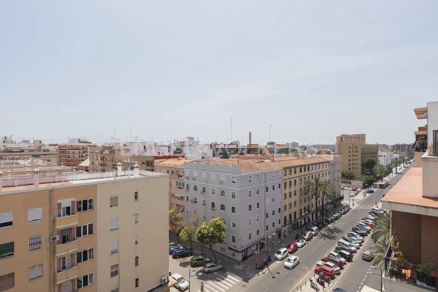 Apartamento de 4 habitaciones en València ciudad en alquiler - 2.000 € (Ref: 9898248)