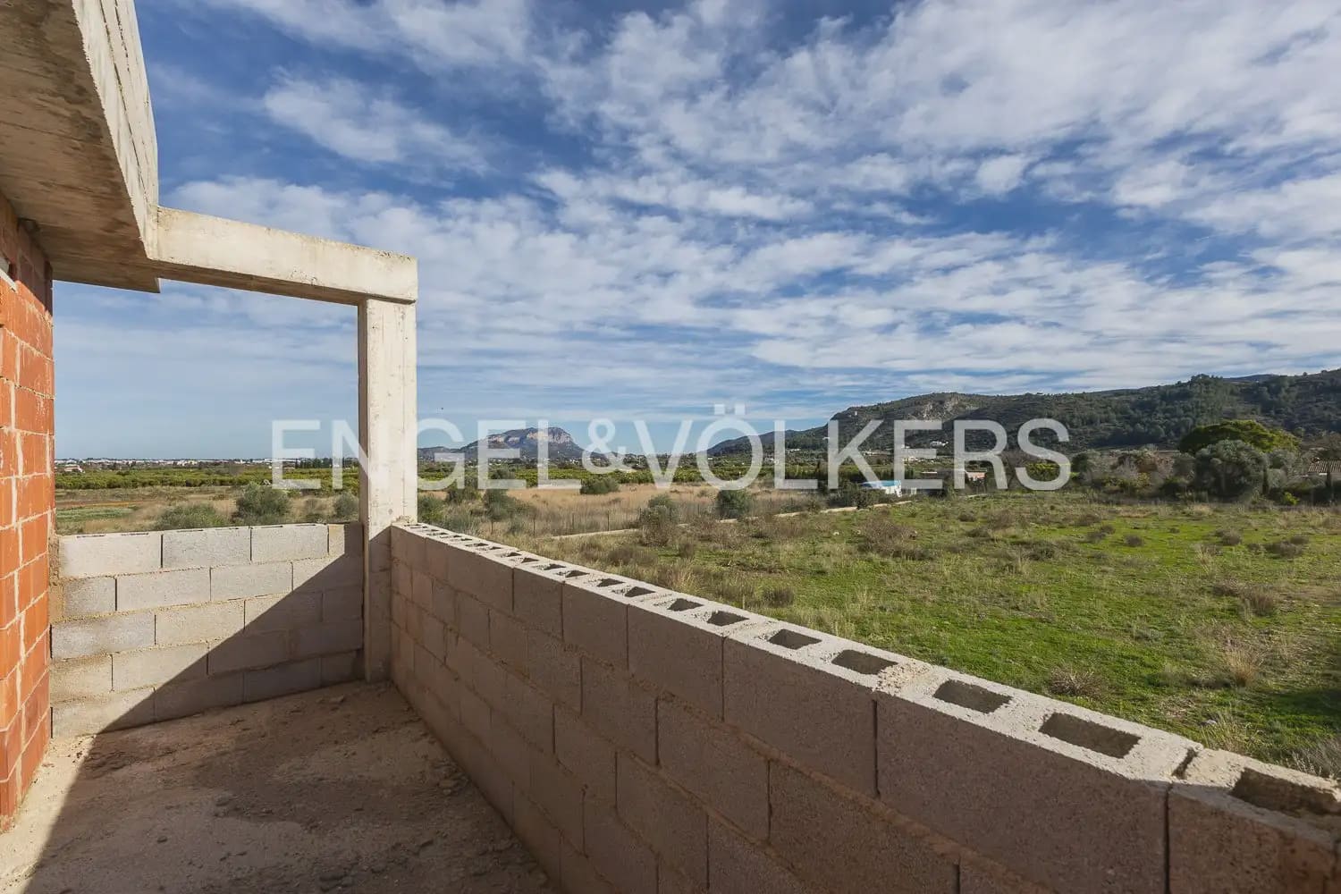 7 slaapkamer Finca/Landhuis te koop in Benidoleig met zwembad garage - € 489.000 (Ref: 9898251)
