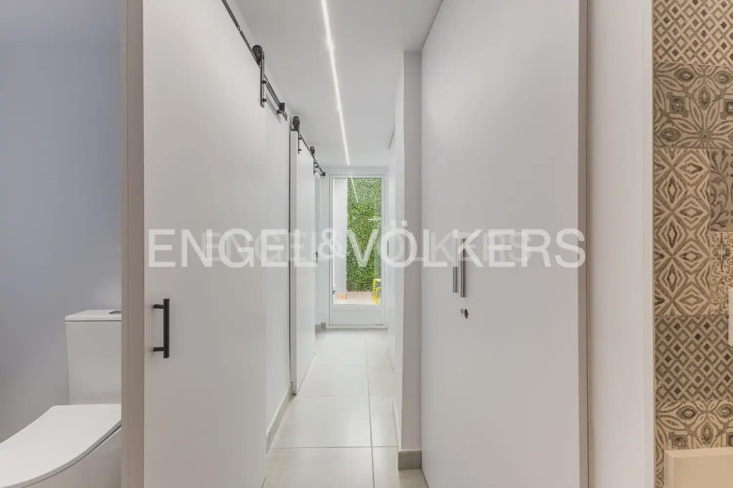 1 bedroom Apartment for rent in Valencia city - € 1,300 (Ref: 9898253)