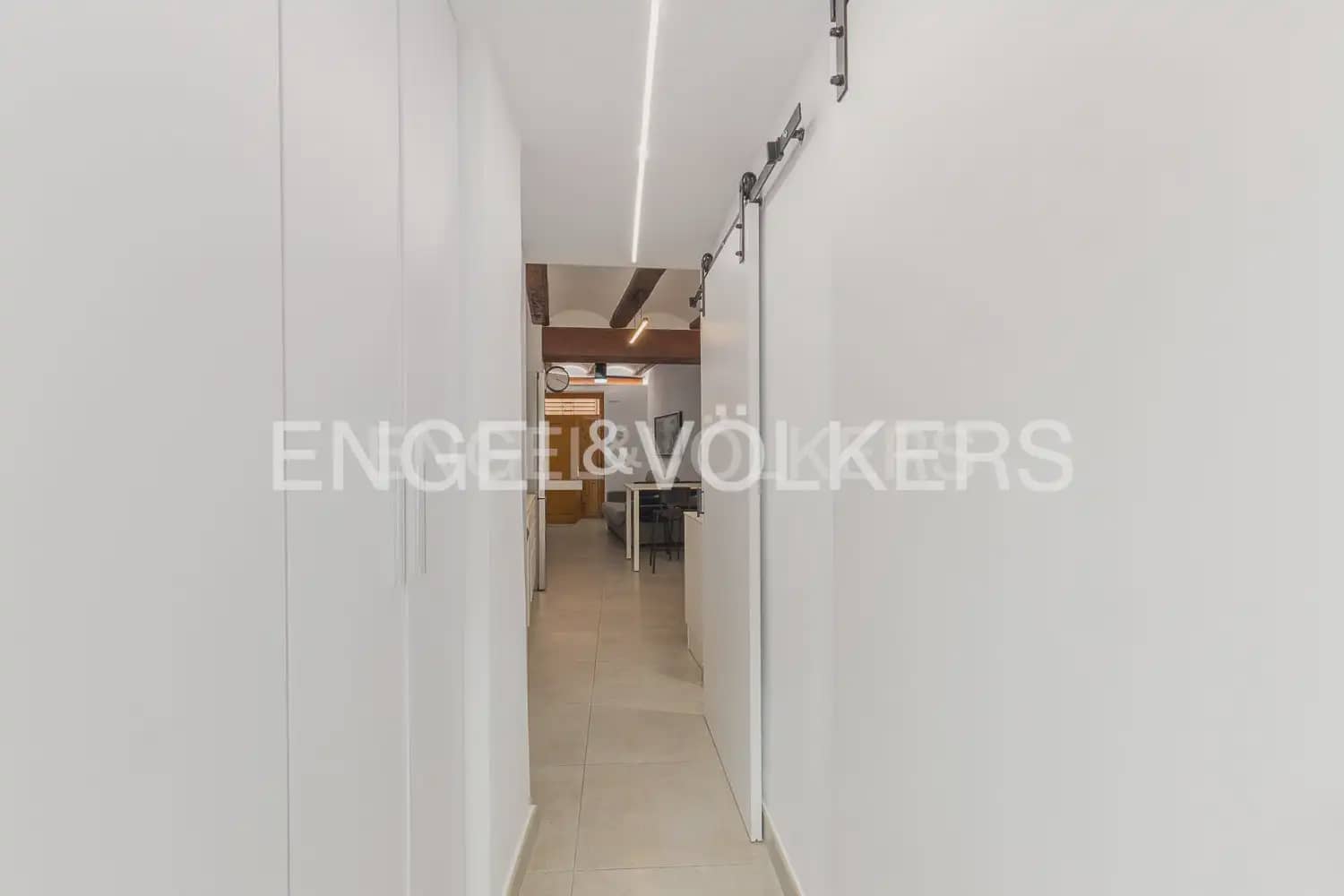 1 bedroom Apartment for rent in Valencia city - € 1,300 (Ref: 9898253)